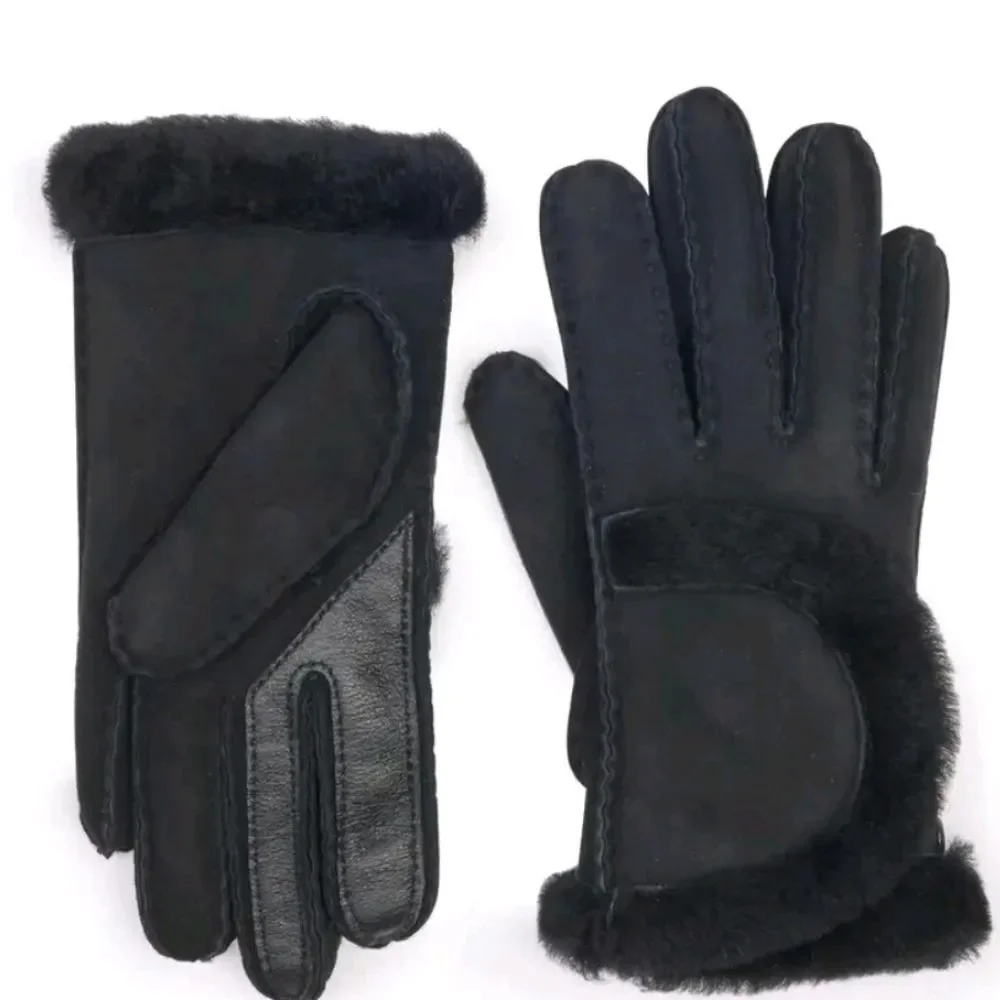 Ugg Sheepskin Exposed‎ Seam Glove- Black